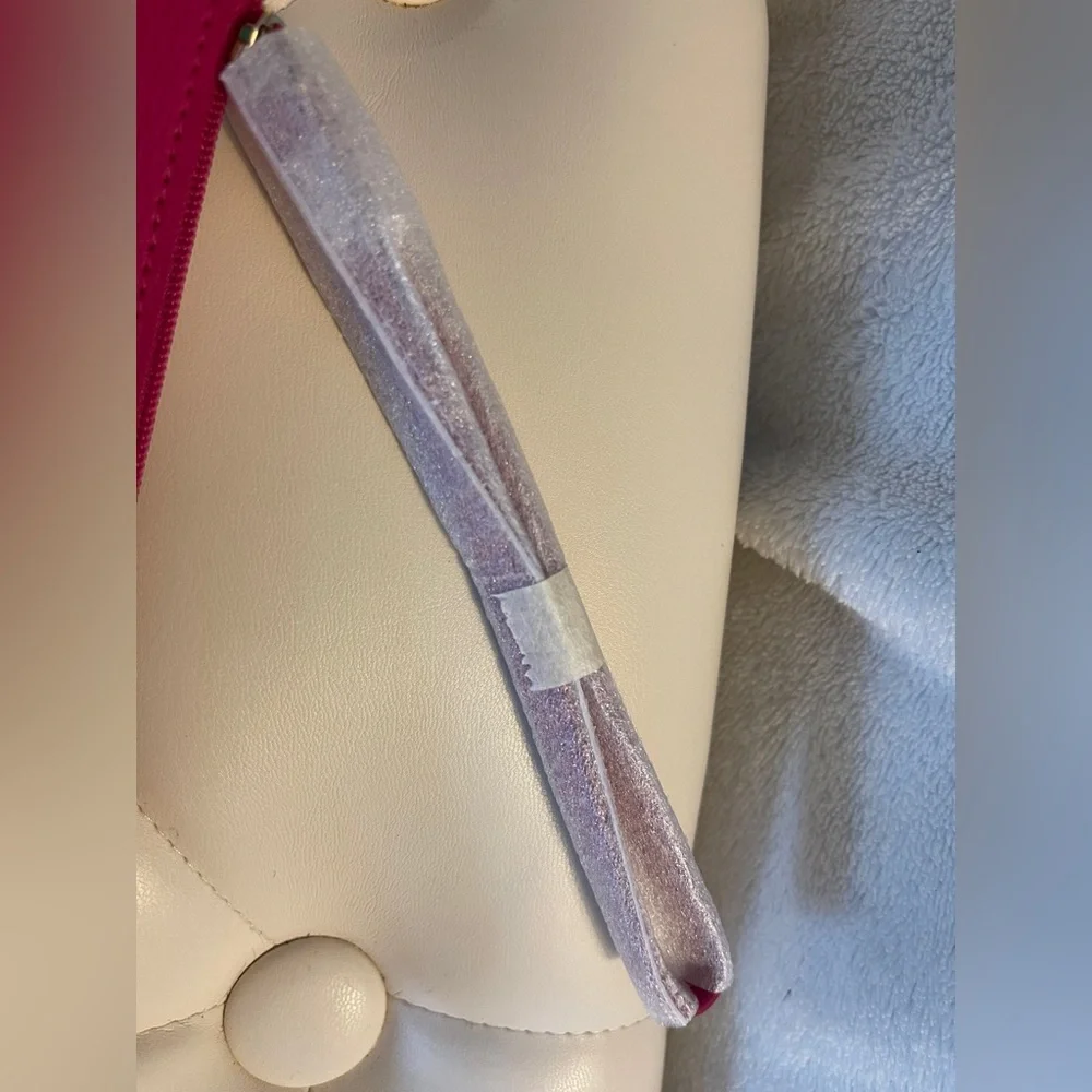 KATE SPADE Wristlet - Picture 2 of 5